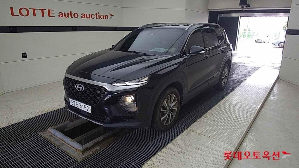 Hyundai Santa Fe IV (2018 - ) image