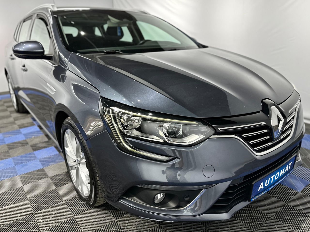 Renault Megane IV (2016 - ) image Renault Megane IV (2016 - ) image