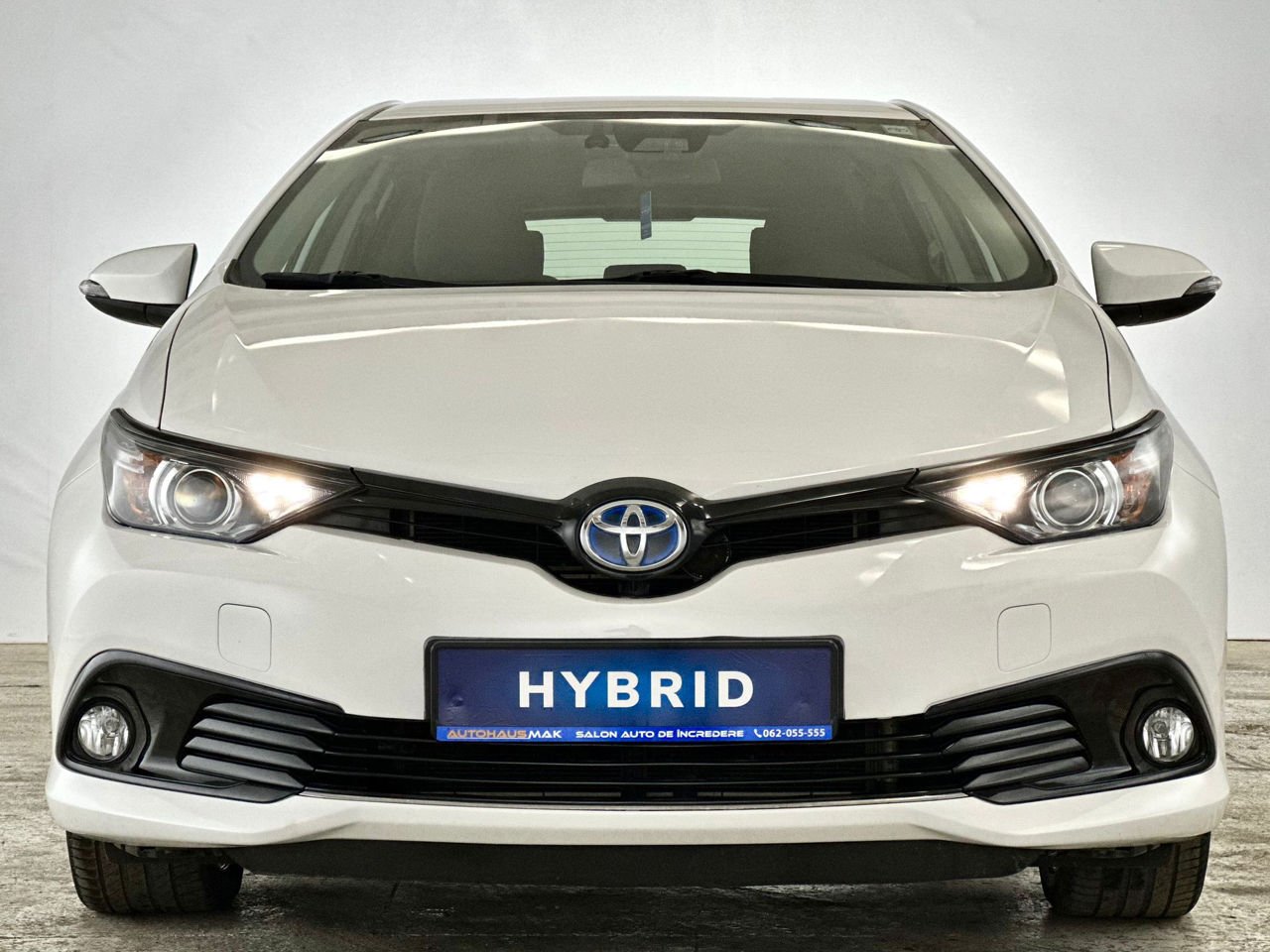 Toyota Auris 2012 - 2018 image