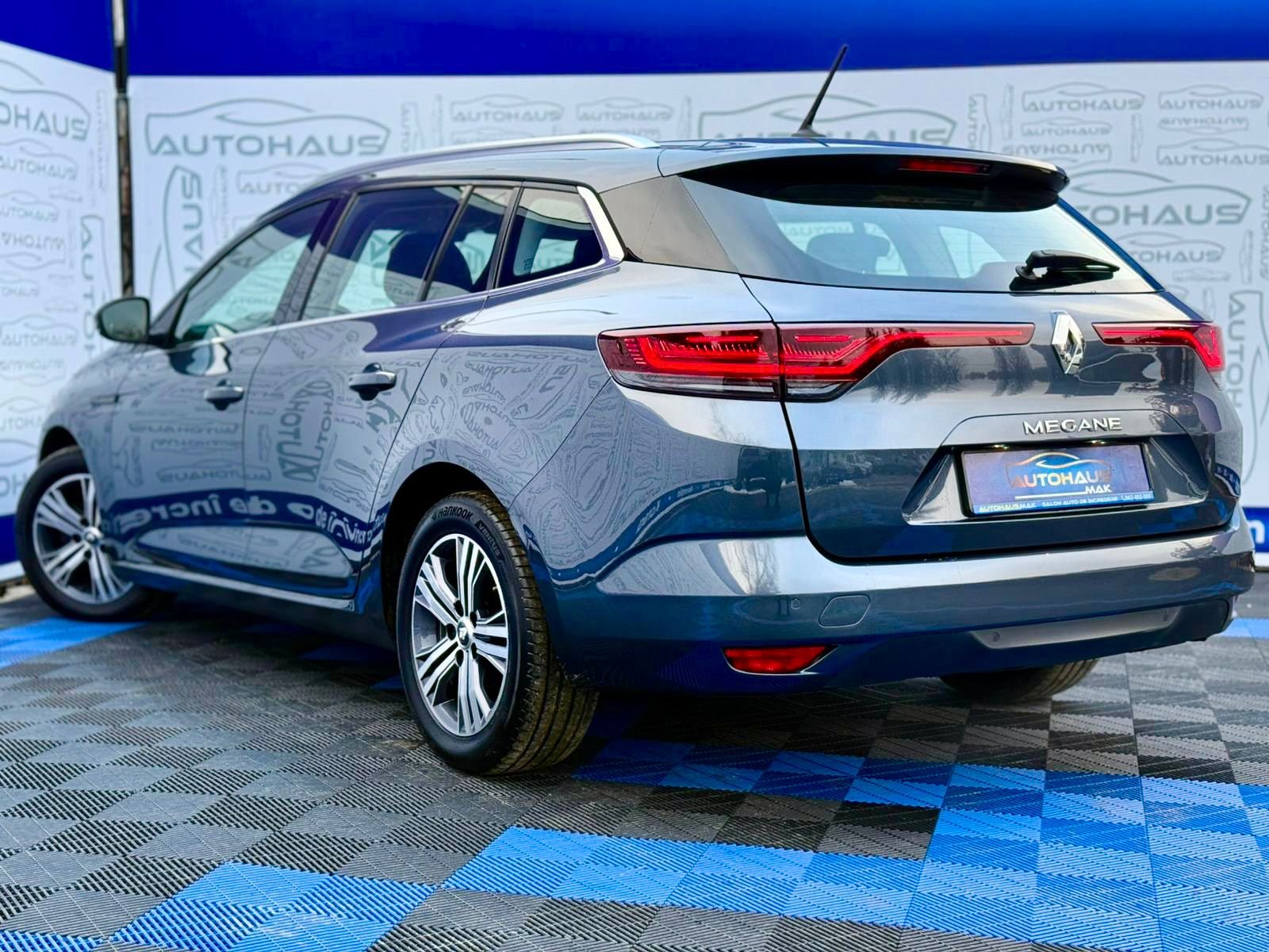 Renault Megane IV (2016 - ) image
