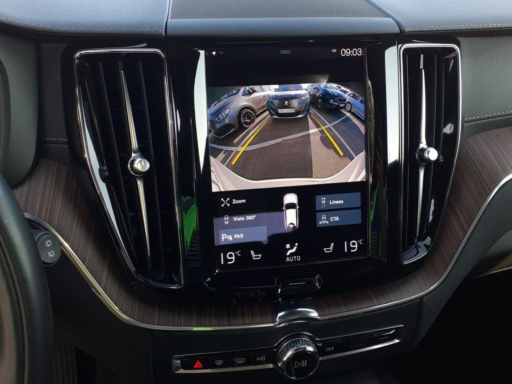 Volvo XC60 2017 - image Volvo XC60 2017 - image