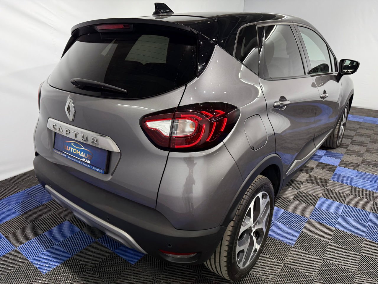 Renault Captur I (2013 - ) image Renault Captur I (2013 - ) image